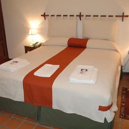 Donna Alda Hotel Сальта Номер фото
