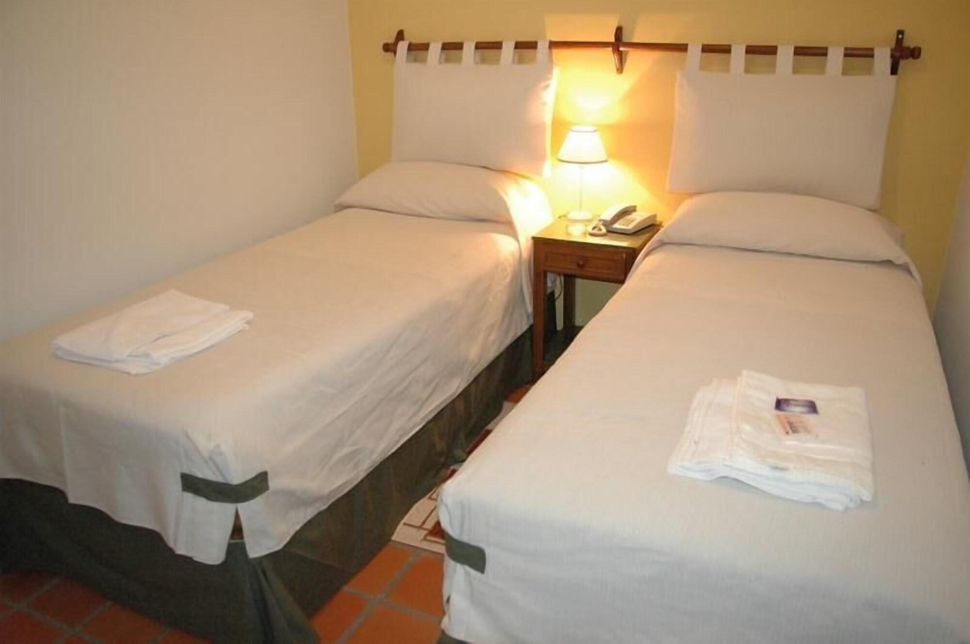 Donna Alda Hotel Сальта Экстерьер фото