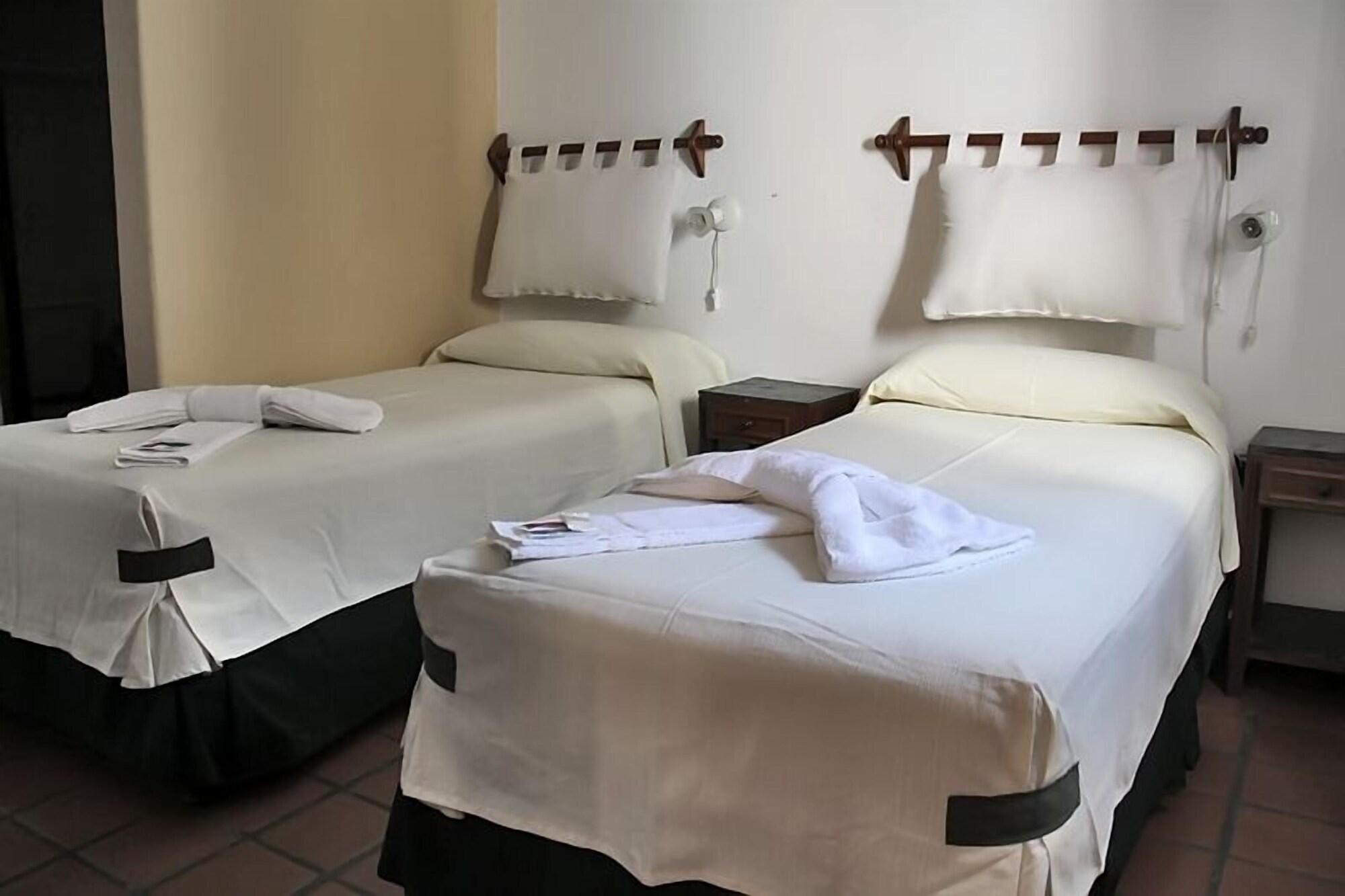 Donna Alda Hotel Сальта Экстерьер фото