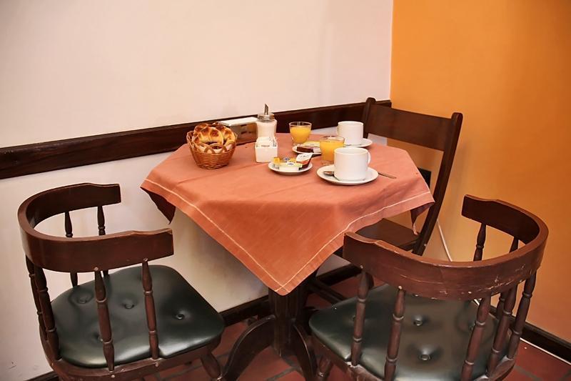 Donna Alda Hotel Сальта Экстерьер фото