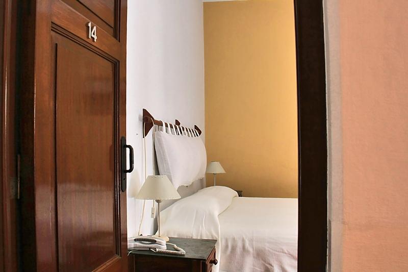 Donna Alda Hotel Сальта Экстерьер фото